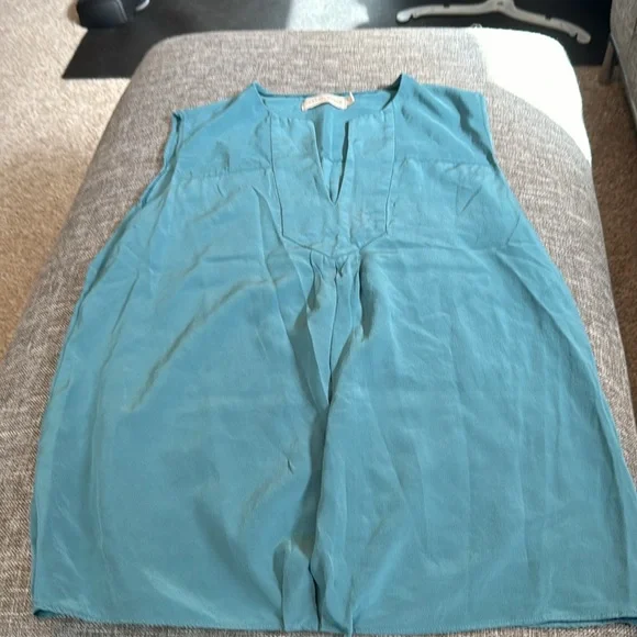 Tory Burch Womens Sleeveless Ruffle Trim Blouse Top Blue Size 4 Round Ne… - Picture 9 of 12